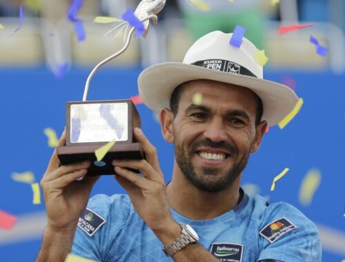 Tenista dominicano Víctor Estrella gana Abierto de Ecuador