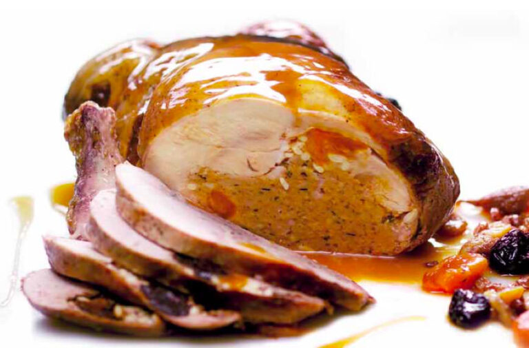 Pularda rellena de congrí