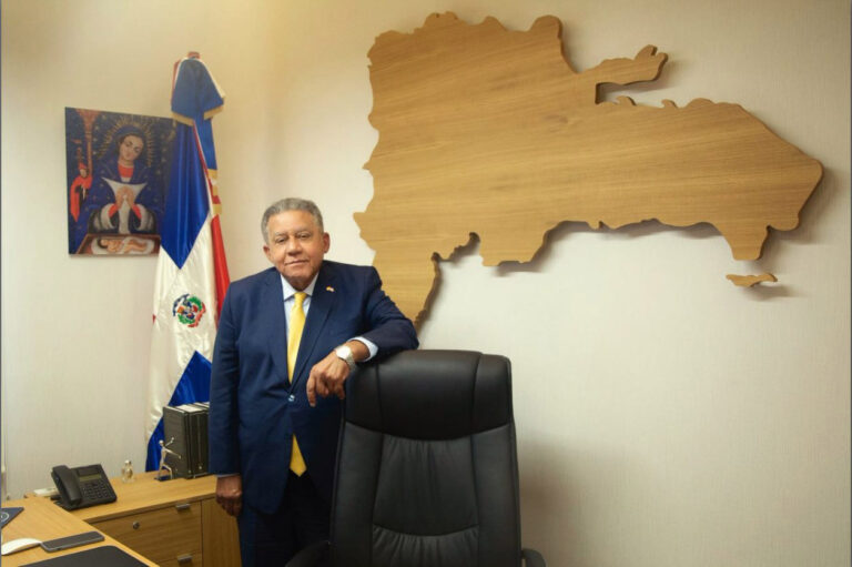 Juan Bolívar Díaz, Embajador de República Dominicana en España