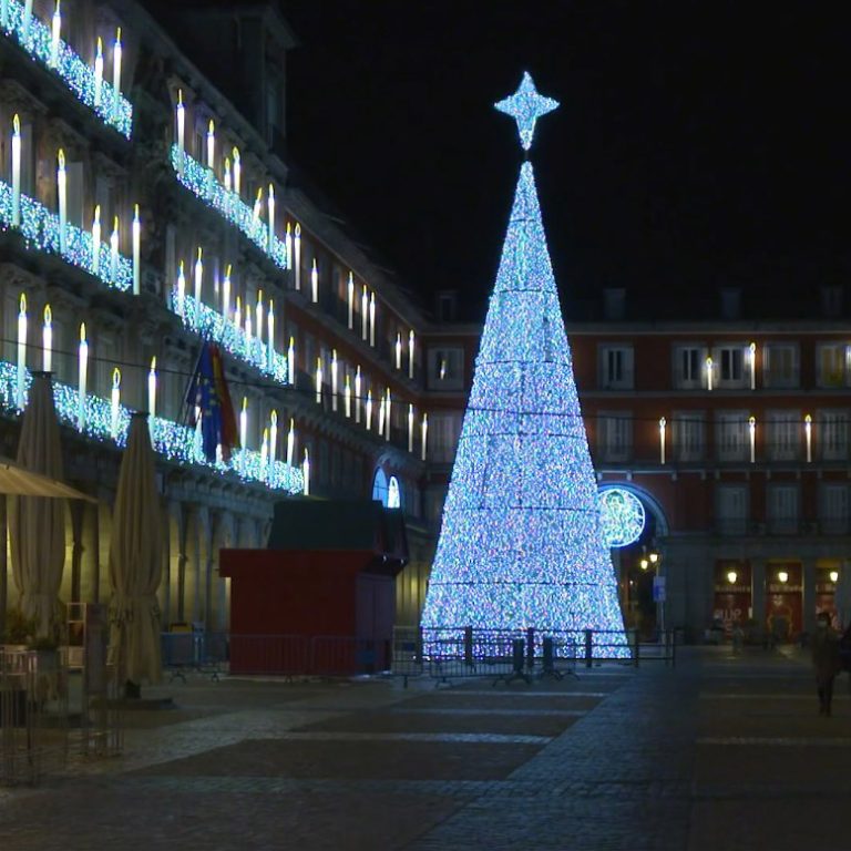 Encendido del alumbrado navideño en Madrid 2022