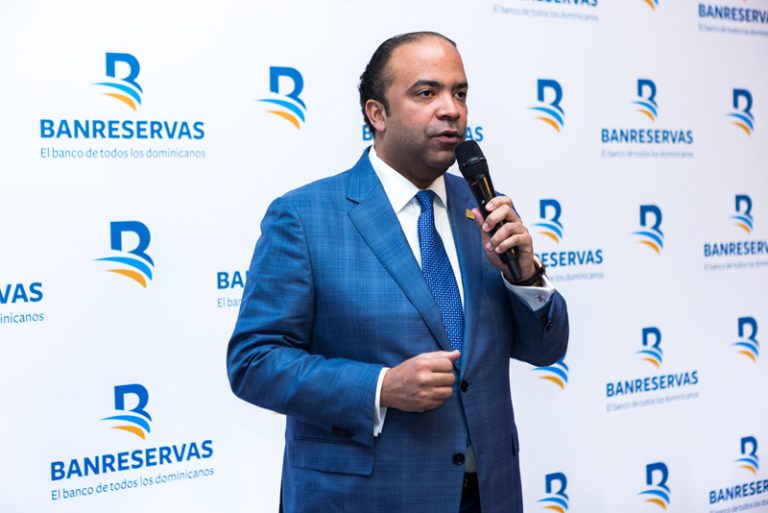 BANRESERVAS destaca la fortaleza institucional y financiera de la entidad en el marco de Fitur 2023 (1)