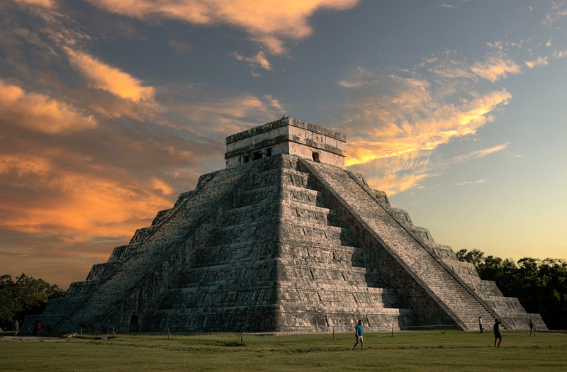 Pirámide de Chichén Itzá, a 15 minutos del Nizuc resort