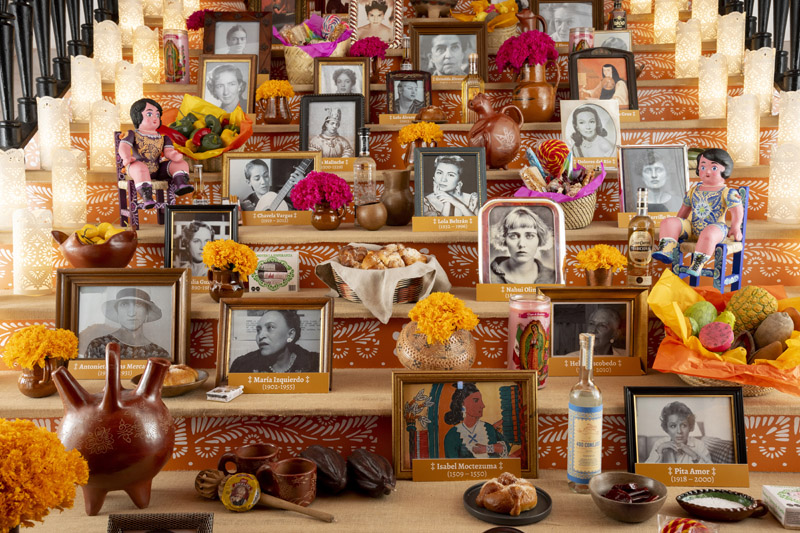 El Altar de Muertos de Fundación Casa de México en su 5to Aniversario