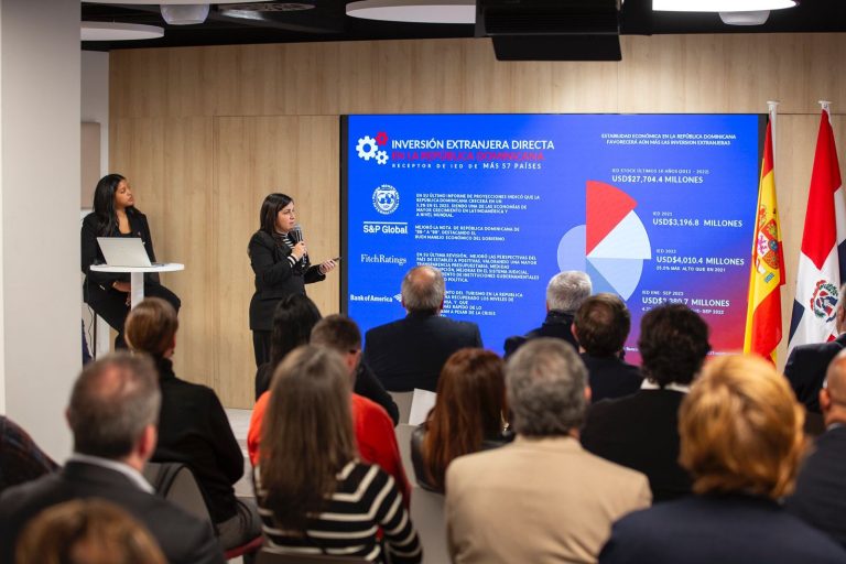 Prodominicana participaen 1er foro empresarial cómo hacer negocios en la República Dominicana en Barcelona, España
