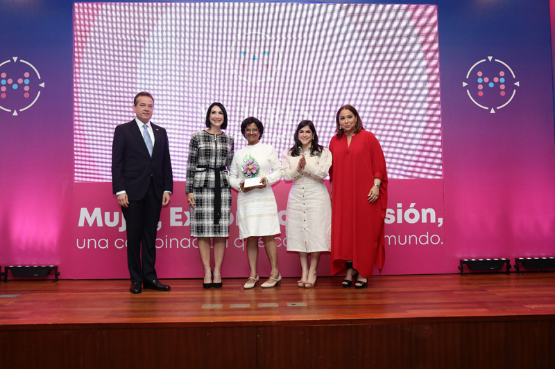 Durante el encuentro se presentó la 4ta. edición del estudio “Mujeres en Exportación 2022”