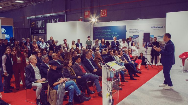 Conectividad, cultura y autenticidad las claves para revitalizar los territorios según FITURNEXT 2024