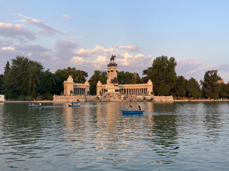 Madrid, con Laura Rios