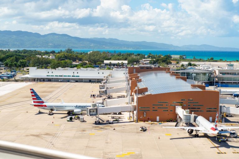 aeropuerto Sangster