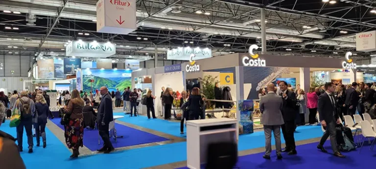 Fitur Cruises 2025