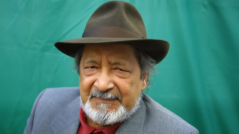 Sir Vidiadhar Surajprasad Naipaul (3)