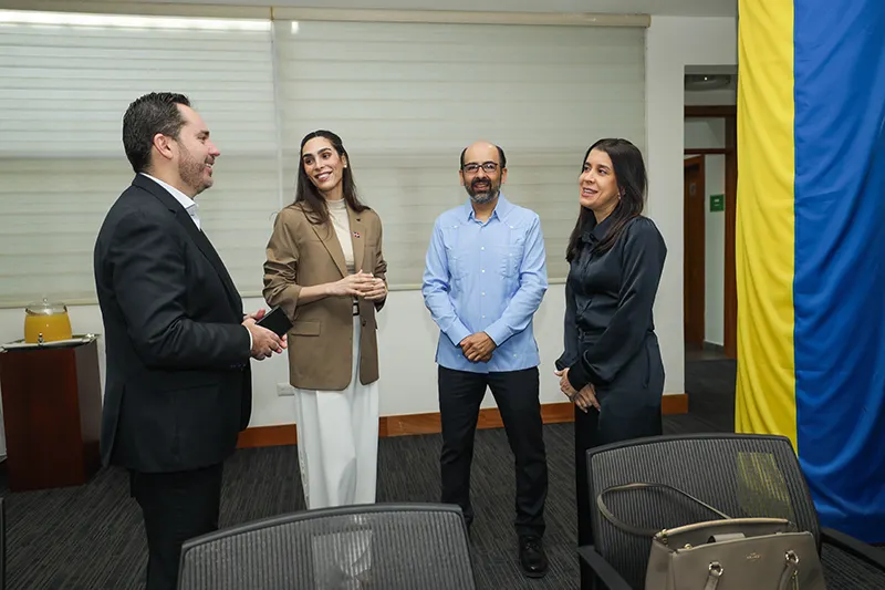 Embajada de Colombia promueve relaciones bilaterales con República Dominicana en el marco del encuentro B2B Diplomatic de Revista Soy Caribe Premium