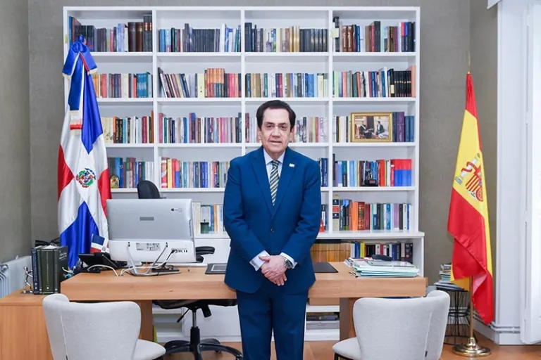 D. Tony Raful es Embajador de la República Dominicana ante el Reino de España