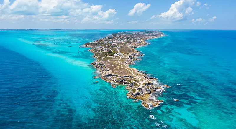 Isla Mujeres: un paraíso entre historia, arte y naturaleza
