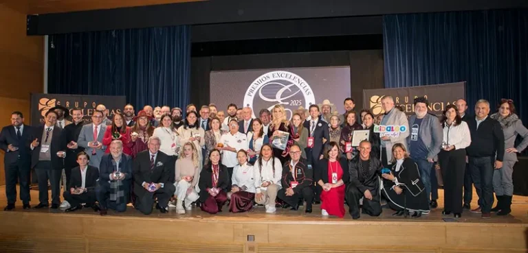 Los Premios Excelencias 2025 distinguieron en FITUR a referentes del turismo y la gastronomía internacional