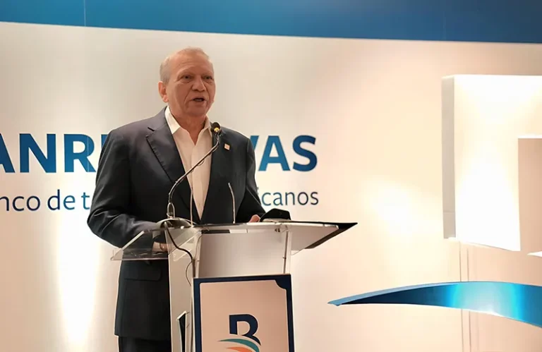 Banreservas inicia en Madrid su segunda feria inmobiliaria