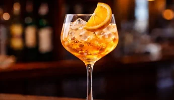 Eduardo Galeano y el Medio y Medio Spritz: De Montevideo servido con burbujas