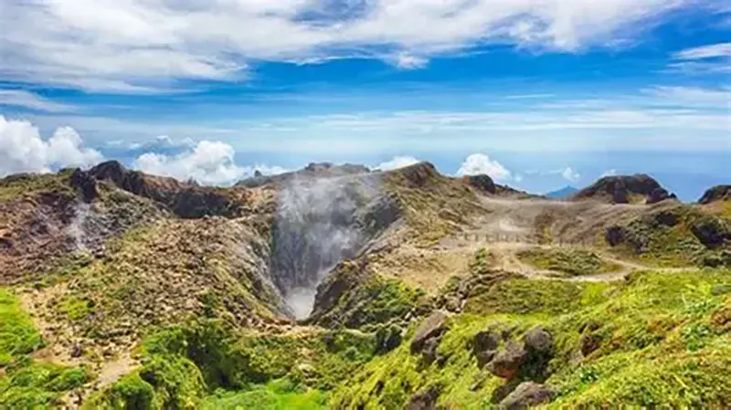 Isla San Vicente y granadinas - Volcán La Soufrière
