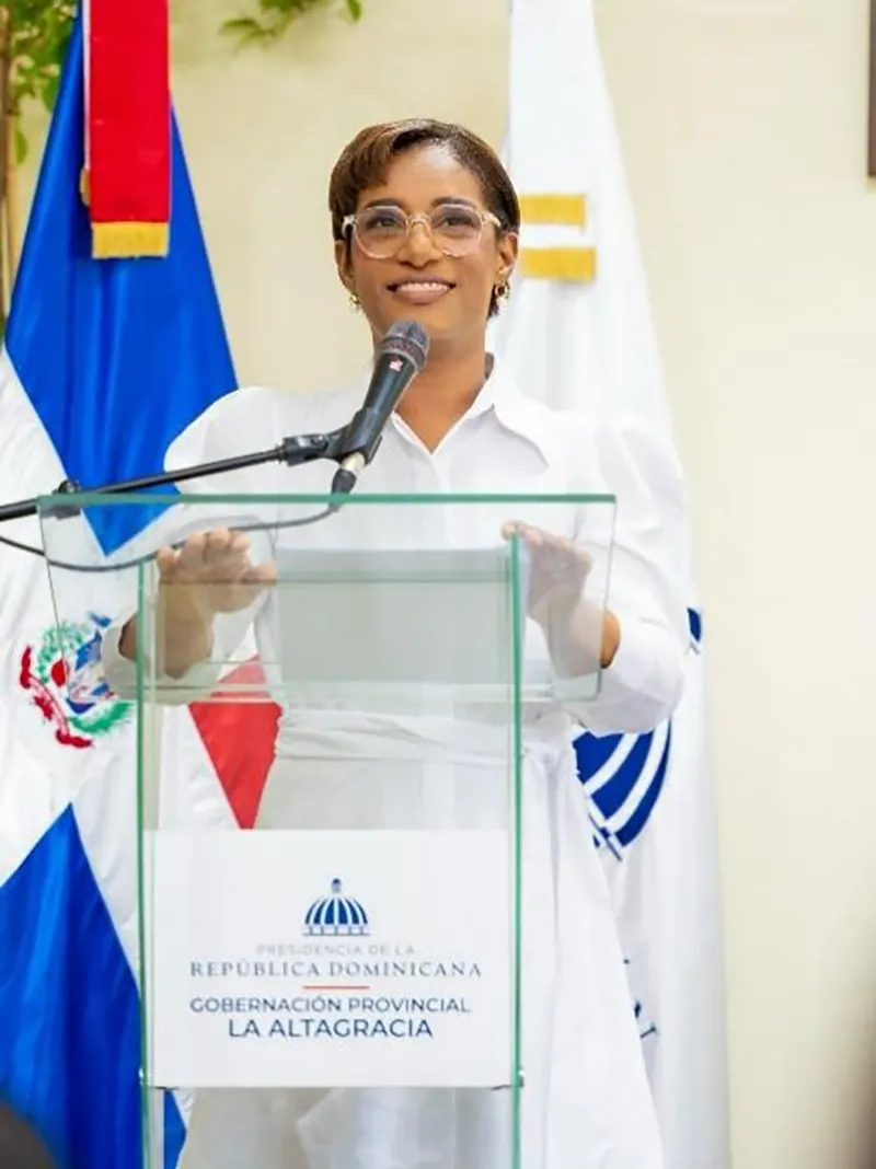 Pie de foto:  Daysi De Óleo, gobernadora de la provincia de La Altagracia, quien destaca el turismo religioso como una vía fundamental para la dinamización de la economía de la provincia.