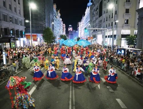 República Dominicana presentará en Madrid un gran despliegue de carnaval en la “Cabalgata de la Hispanidad 2026”